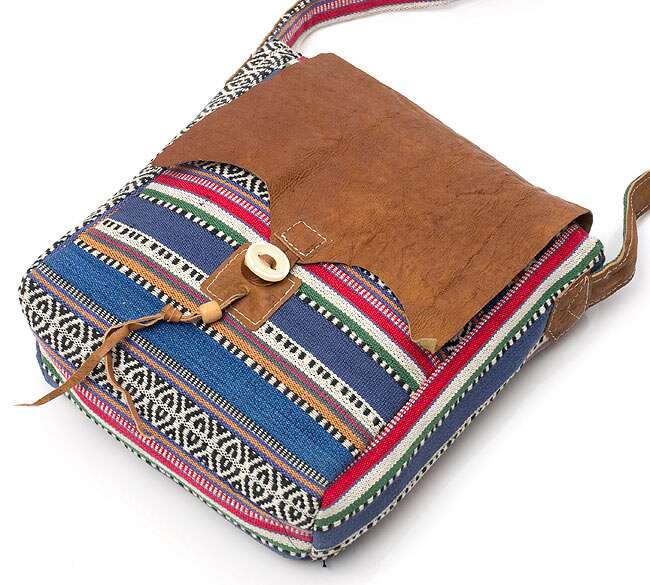 Gheri Leather Side Bag