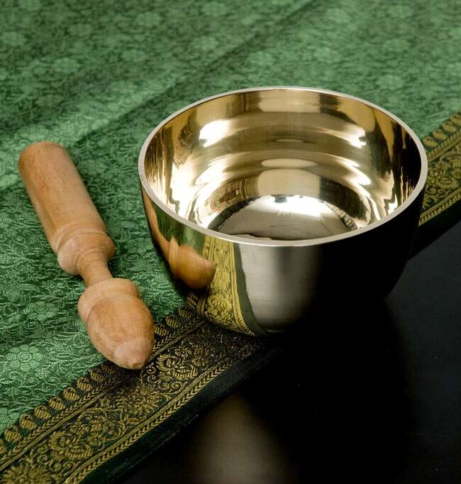 High quality simple singing bowl 13.1cm
