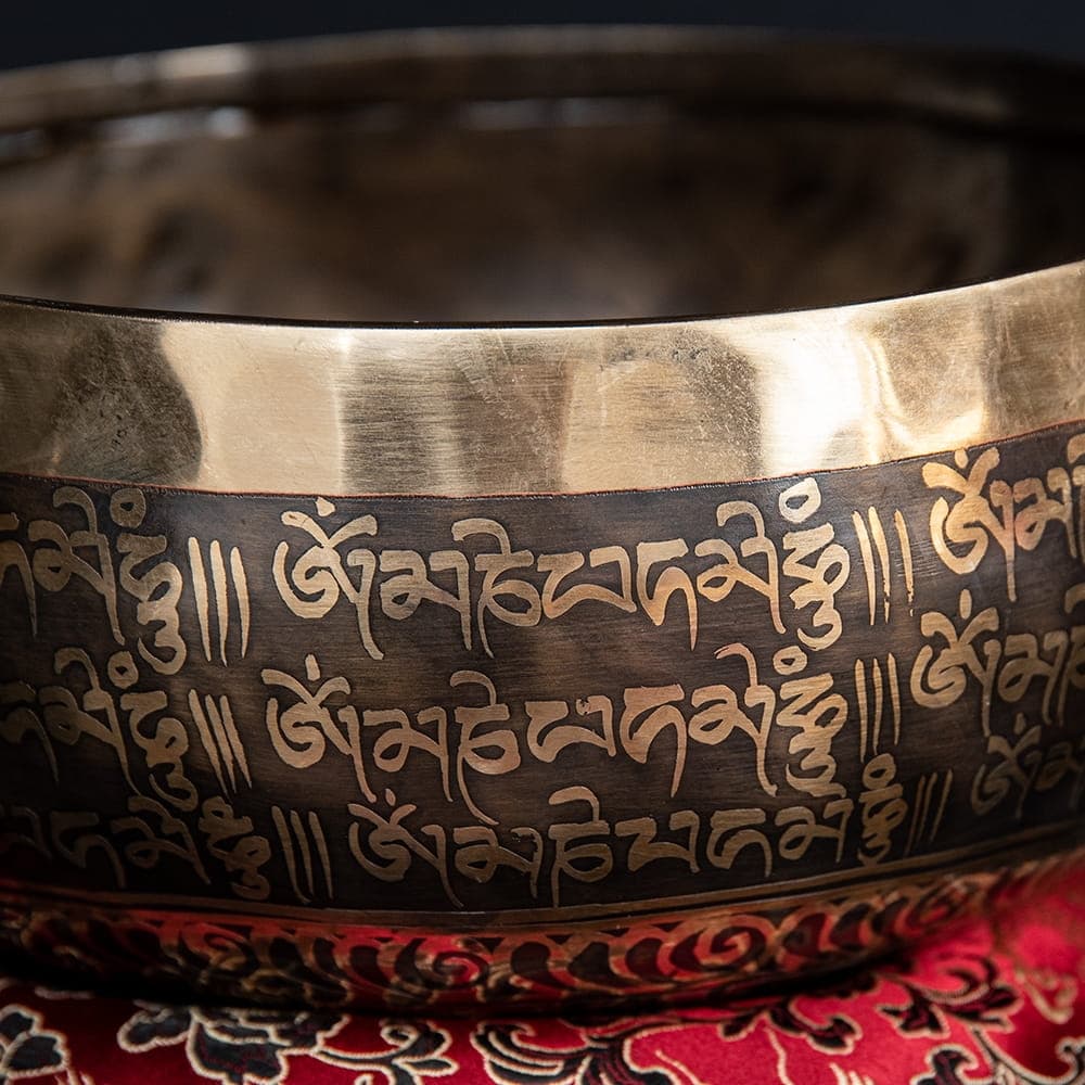 Tibetan antique singing bowl - 5