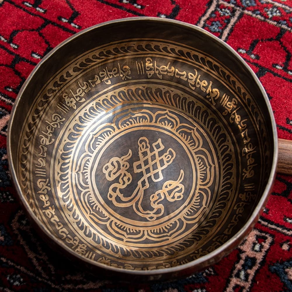Tibetan antique singing bowl - 4