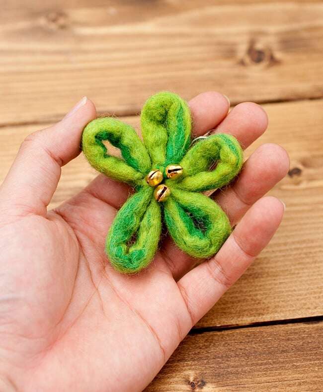 Green Felted Hair Pin